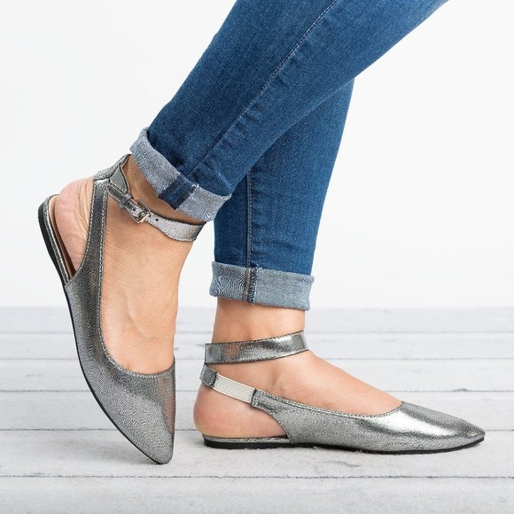 Sale! Metallic Pewter Almond toe Flats Size 7.5 - Picture 2 of 2